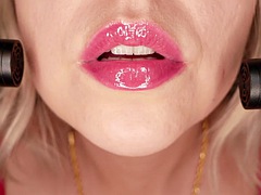 ASMR Kisses