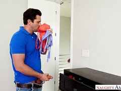 Grosse bite, Gros seins, Sucer une bite, Plantureuse, Fétiche, Mère que j'aimerais baiser, Branlette espagnole, Nénés