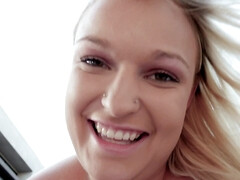 Leie, Blondine, Hochschule, Masturbation, Im freien, Pov, Titten