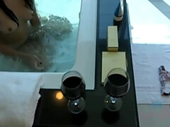 Brunette brune, Fétiche, Fétiche des pieds, Hd, Fille latino, Rasée, Douche, Tatouage