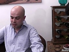 Gorda, Culo grande, Tetas grandes, Mamada, Gordita, Lamidas, Falda, Adolescente