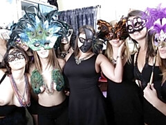 デカ尻, デカチン, デカパイ, フェラチオ, バック, オージー, 公共