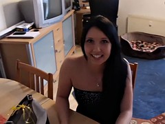 Amateur, Brunette brune, Allemand, Pov, Suçant, Nénés