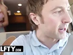 Amerikanisch, Grosse titten, Kompilation, Geile alte tussi, Kehlenfick, Hd