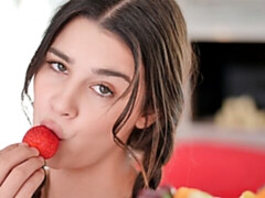 Amateur, Grosse bite, Sucer une bite, Léchez, Seins naturels, Rasée, Maigrichonne, Nénés