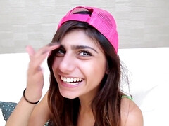 Gros seins, Noire, Sucer une bite, Plantureuse, Tir de sperme, Faciale, Hard, Hd