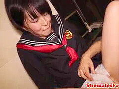 Anaal, Aziatisch, Pijpbeurt, Voeten, Ladyboy, Geschoren, Shemale, Uniformpje
