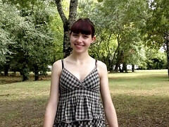 Teenage beauty decides to take a dildo up her pussy