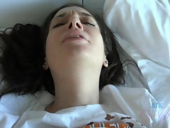 Gia Paige sees the cum blasting at her face and closes her eyes