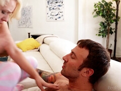 Tussi, Grosse titten, Blasen, Schwanz, Hardcore, Lecken, Pornostars, Titten