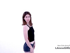 Steamy Girl Pumps Dick with her Mouth in New Sex Video