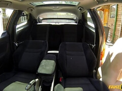 Blasen, Auto, Betrug, Spermaladung, Aufs gesicht abspritzen, Handjob, Im freien, Pov