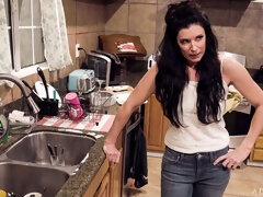 Черные, Минет, Брюнетки, Собачьи, Двойное проникновение, Межрасовый секс, Втроем, Сиськи