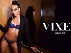 Hundestellung, Behaart, Interrassisch, Küssen, Lecken, Lingerie, Muschi, Titten