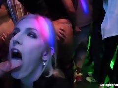 グループ, オージー, パーティ