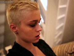 Blond, Pijpbeurt, Rondborstig, Sperma shot, Groep, Hd, Openbaar, Tieten likken