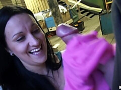 Easy-on-the-eyes Clair's blowjob dirt
