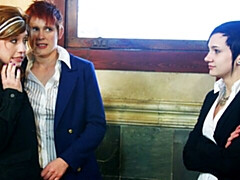 18 jahre, Bad, Fingern, Küssen, Lesbisch, Lingerie, Masturbation, Natürlichen titten