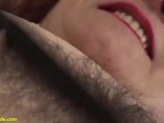 Grote lul, Mollig, Sperma shot, Diep in de keel, Omie, Rijpe lesbienne, Roodharige vrouw, Taboe