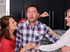 Rubia, Mamada, Estilo perrito, Ffm, Peludo, Pajear, Madres para coger, Trio