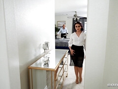 18 ans, Nana, Gros cul, Sucer une bite, Seins naturels, Chatte, Adolescente