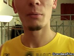 Grosser arsch, Grosse titten, Pummelig, Riesig, Reif, Pov, Flotter dreier, Titten
