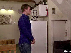 In den arsch, Blasen, Absätze, Wichsen, Küssen, Transfrau, Strümpfe, Tätowierung