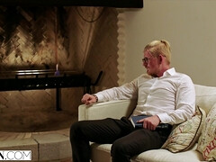 Sucer une bite, Tir de sperme, Érotique, Hard, Orgasme, Petite femme, Gicler, Nénés