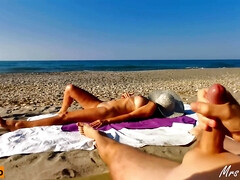 Plage, Grosse bite, Gros seins, Tir de sperme, Branler, Masturbation, Mère que j'aimerais baiser, Maman