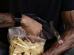 アナル, デカパイ, 黒人, フェラチオ, オランダ人, 黒人, 異人種間, シーメール