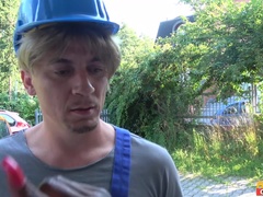 Leie, Arsch, Grosse titten, Blasen, Auto, Hundestellung, Aufs gesicht abspritzen, Hintern versohlen