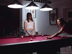 Tromperie, Talons, Jeans, Lesbienne, Léchez, Piercing, Belle mère, Nénés