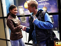 Grote kont, Grote lul, Grote mammen, Bruinharig, Hondjeshouding, Flexibiel, Mager, Tiener