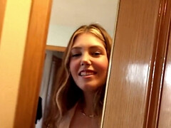 18 años, Culo, Tetas grandes, Rubia, Mamada, Engañando, Indio, Tragarse