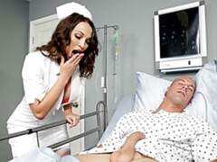 Gros seins, Blonde, Sucer une bite, En levrette, Branlette thaïlandaise, Hard, Masturbation, Jarretelles