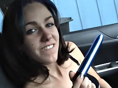 Amateur, Chica, Morena, Coche, Consolador, Novia, Masturbación, Pov