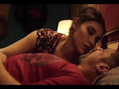 Anaal, Grote mammen, Hardcore, Japaans, Zoenen