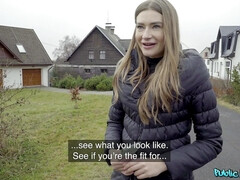 Leie, Arsch, Blasen, Jeans, Natürlichen titten, Öffentlich, Hintern versohlen, Titten