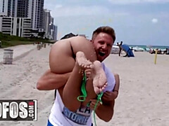 Bikini, Blasen, Spermaladung, Frau frau mann, Hd, Nudist, Muschi, Rasiert