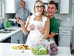 Gros cul, Grosse bite, Gros seins, Sucer une bite, En levrette, Poilue, Chatte, Nénés