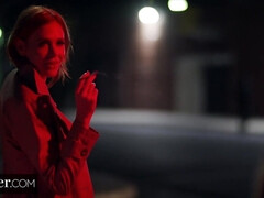 Gros seins, Brunette brune, Queue, Léchez, Lingerie, Chevaucher, Fessée, Plan cul à trois