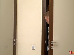 18 jahre, Grosser schwanz, Blasen, Spermaladung, Brille, Hd, Natürlichen titten, Jungendliche (18+)