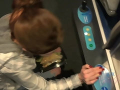 素人, ブロンド, 汚れた　, 足コキ, 彼女, ジーンズ, パンティ, ガリガリ
