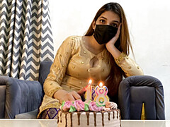 18 jahre, In den arsch, Asiatisch, Grosse titten, Schmuddelige sprache, Indisch, Latina, Muschi