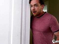 Sucer une bite, Brunette brune, Petite femme, Pov, Chevaucher, Rasée, Maigrichonne, Nénés