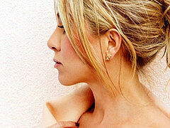 Jennifer Aniston masturbate off challenge