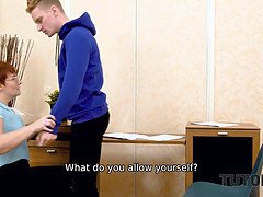 Gros seins, Sucer une bite, Rondelette, Femme couguar, Branlette thaïlandaise, Mature, Rousse roux, Professeur