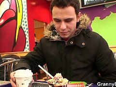 ブロンド, フェラチオ, エロ熟女, イマラチオ, 熟年, 淫乱熟女, 母, 義母