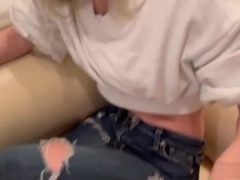 Asiatisch, Blondine, Blasen, Fetisch, Handjob, Reiten, Ablutschen, Jungendliche (18+)