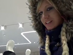 Chica, Látex